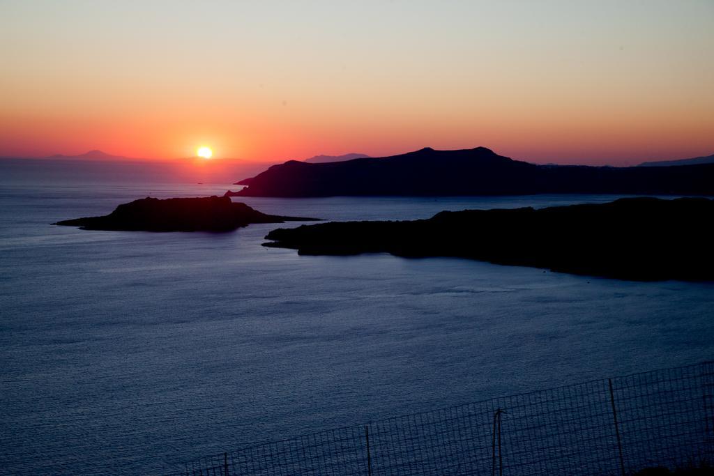 Santa Rinoula Suites Sea Sunset Views Adults Only Μεγαλοχώρι Εξωτερικό φωτογραφία